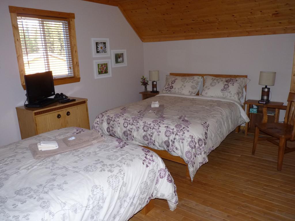 Gite De La Riviere Bed and Breakfast Chibougamau Εξωτερικό φωτογραφία